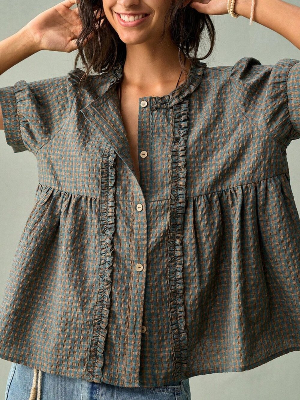 Women's Round Neck Ruched Frill Trim Petal Sleeve Plaid Casual Shirt - Picture 7 of 8